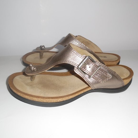 ECCO Passion Warm Grey Metallic Thong Slip Casual Comfy Leather Sandal - Picture 10 of 14